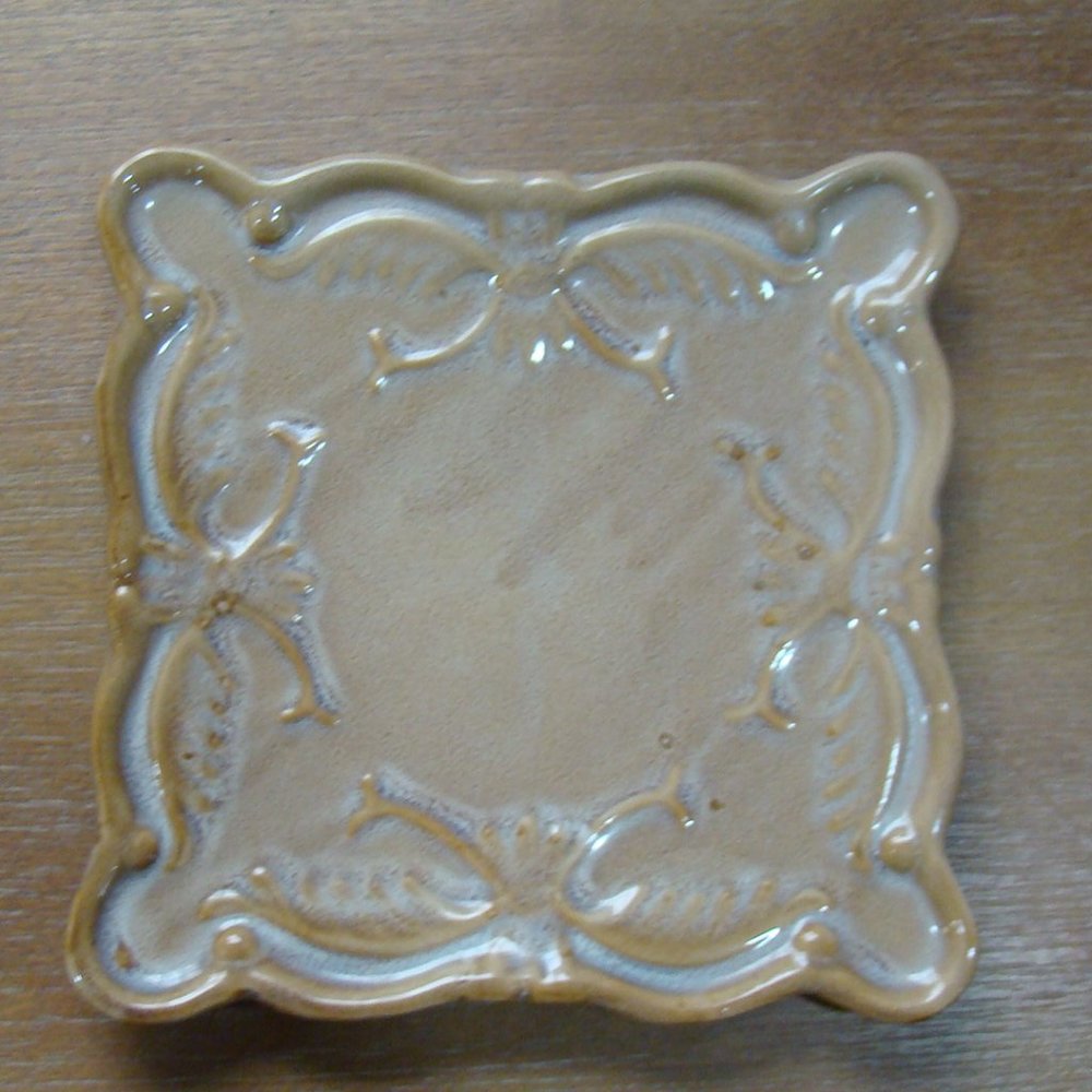 VIntaCalifornia Pantry Classic Ceramics Tan Embossed 6” Square Plate Cheese Dish